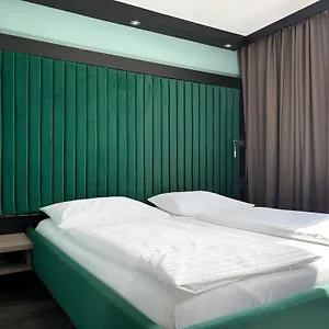 Hotel Design & Budget Schoenbrunn ***